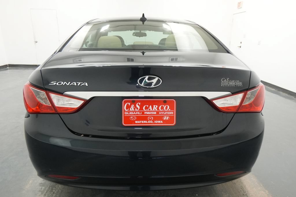 Used 2012 Hyundai Sonata GLS FWD image 8