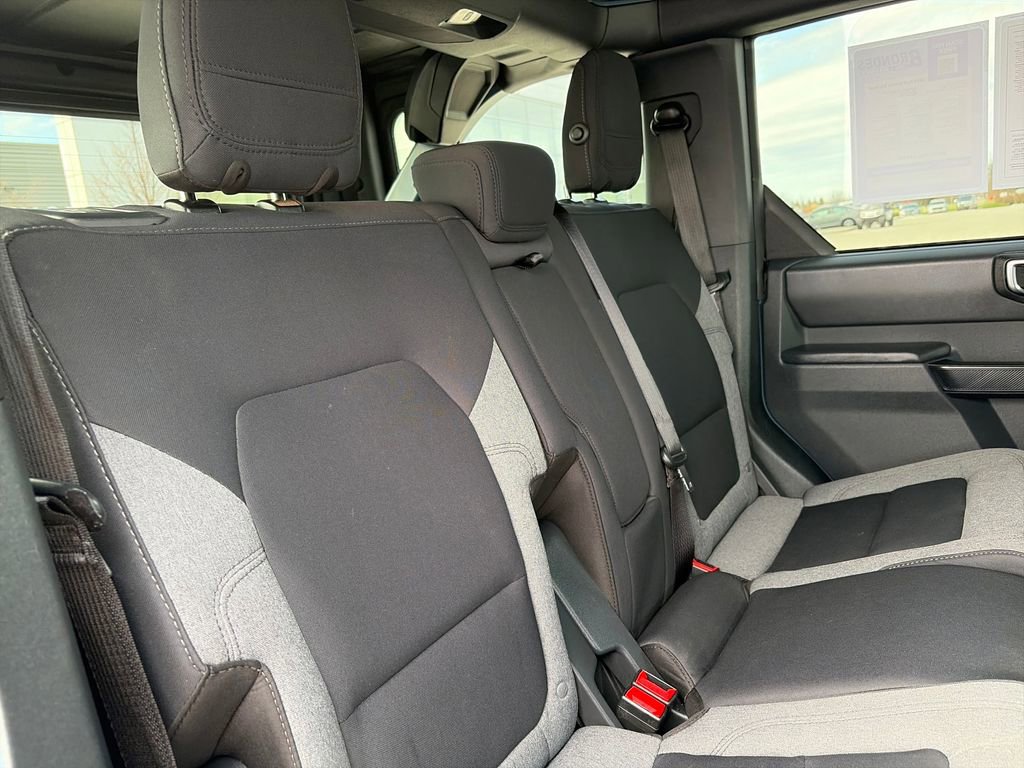 Used 2025 Ford Bronco Big Bend image 43