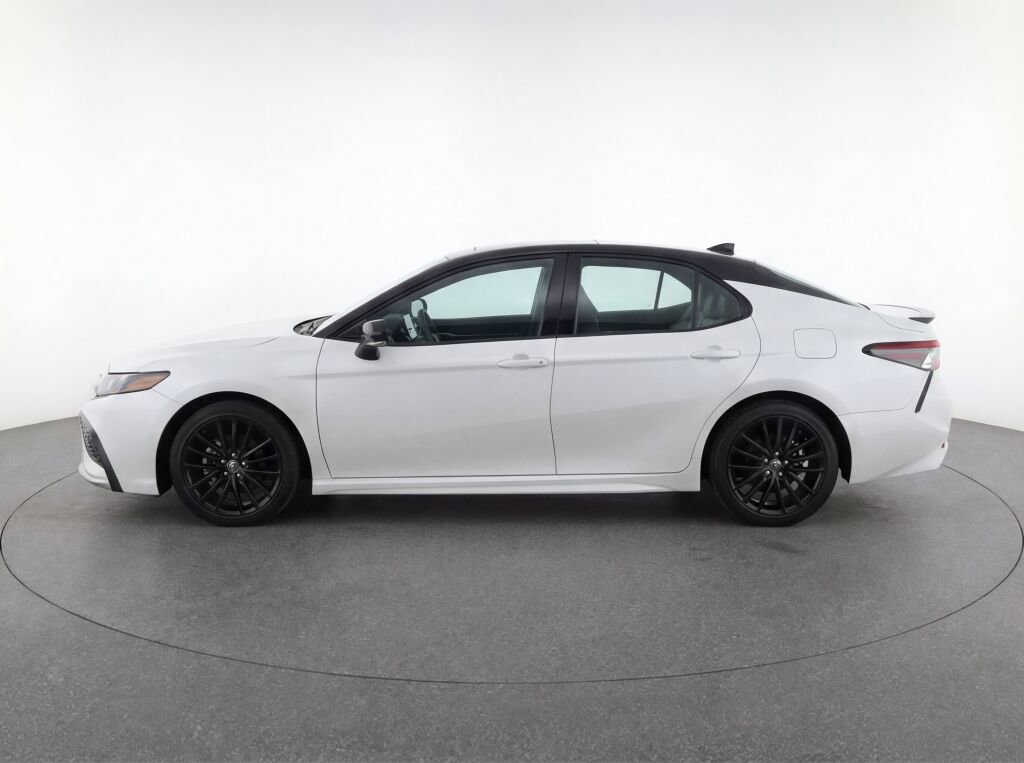 Used 2023 Toyota Camry XSE w/ Cold Weather Package image 38