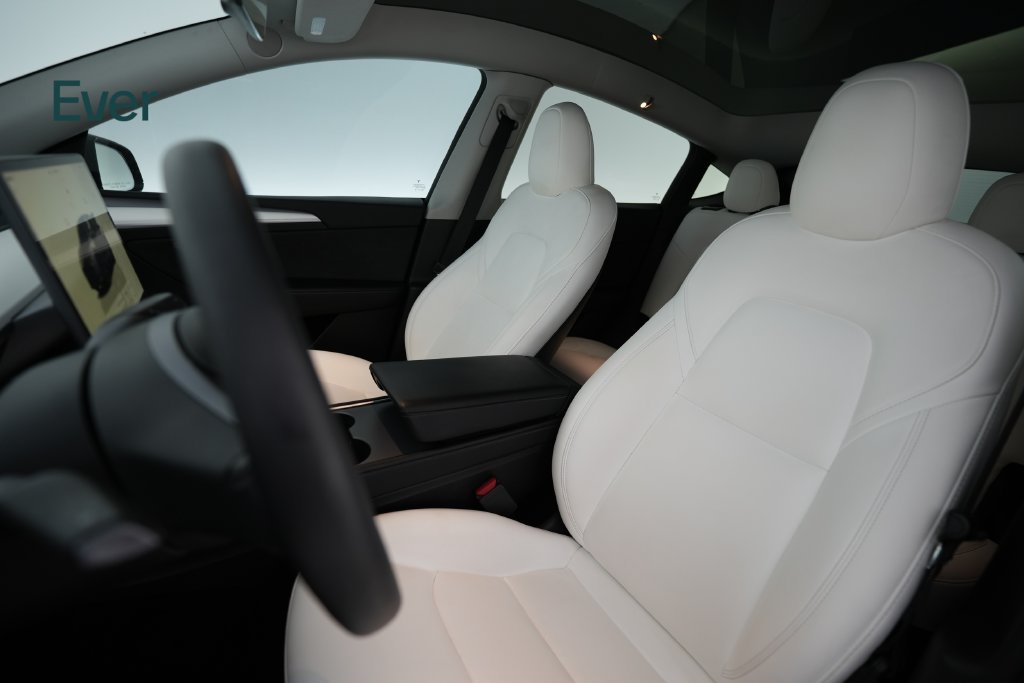 Used 2023 Tesla Model Y Long Range AWD/4WD image 4