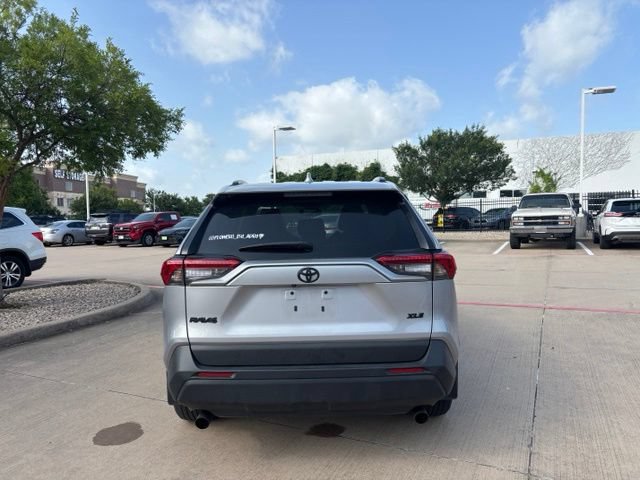 Used 2024 Toyota RAV4 XLE FWD image 6