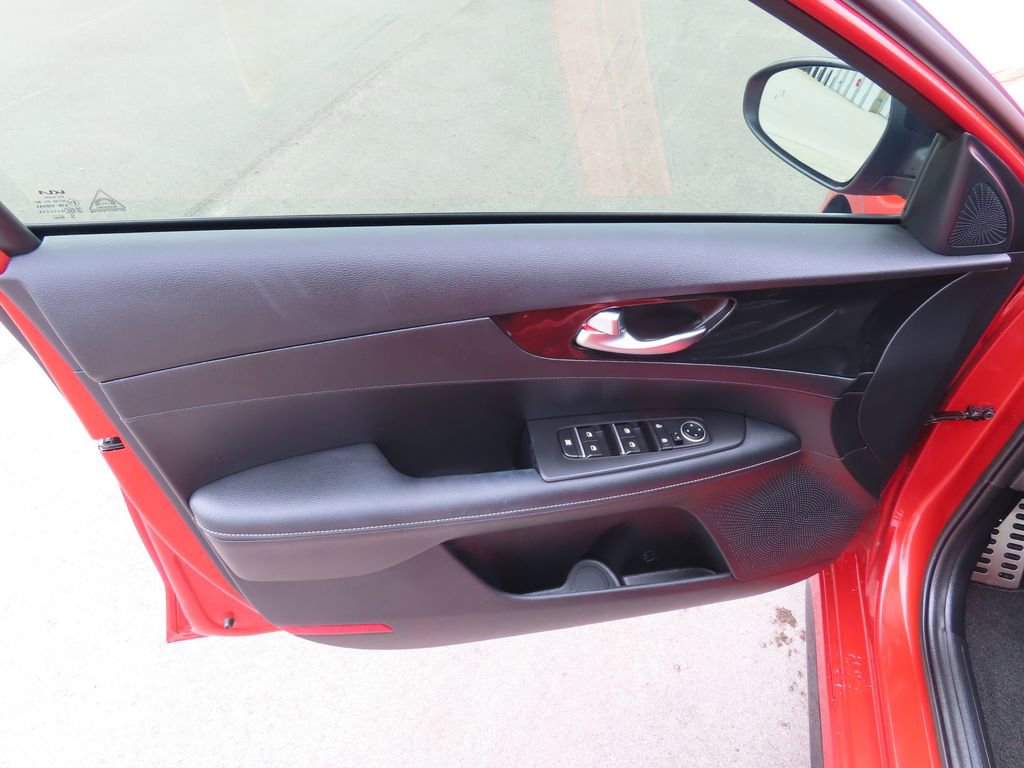 Certified 2024 Kia Forte GT-Line image 20