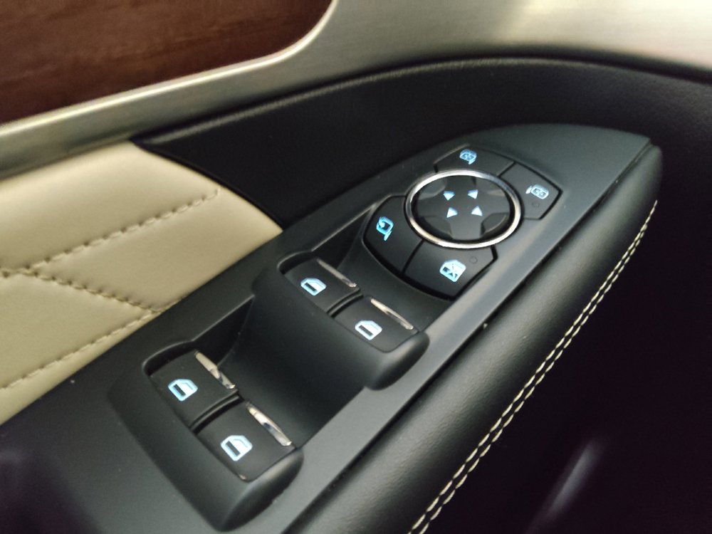 Used 2018 Ford Explorer Platinum AWD/4WD image 27