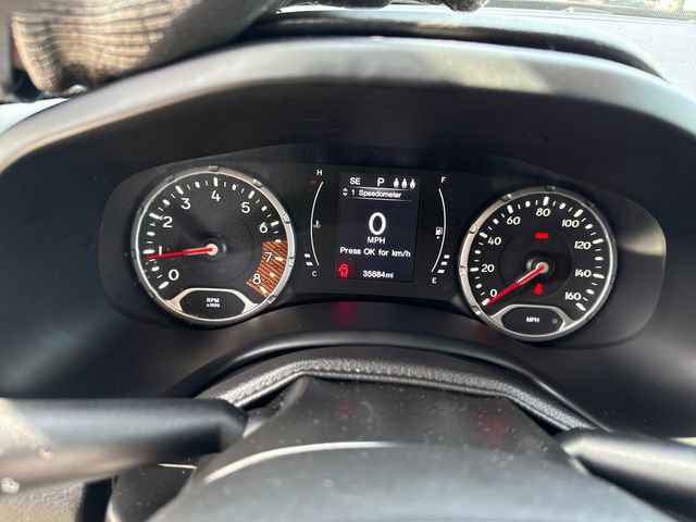 Used 2019 Jeep Renegade Sport w/ Sport Appearance Group FWD image 19