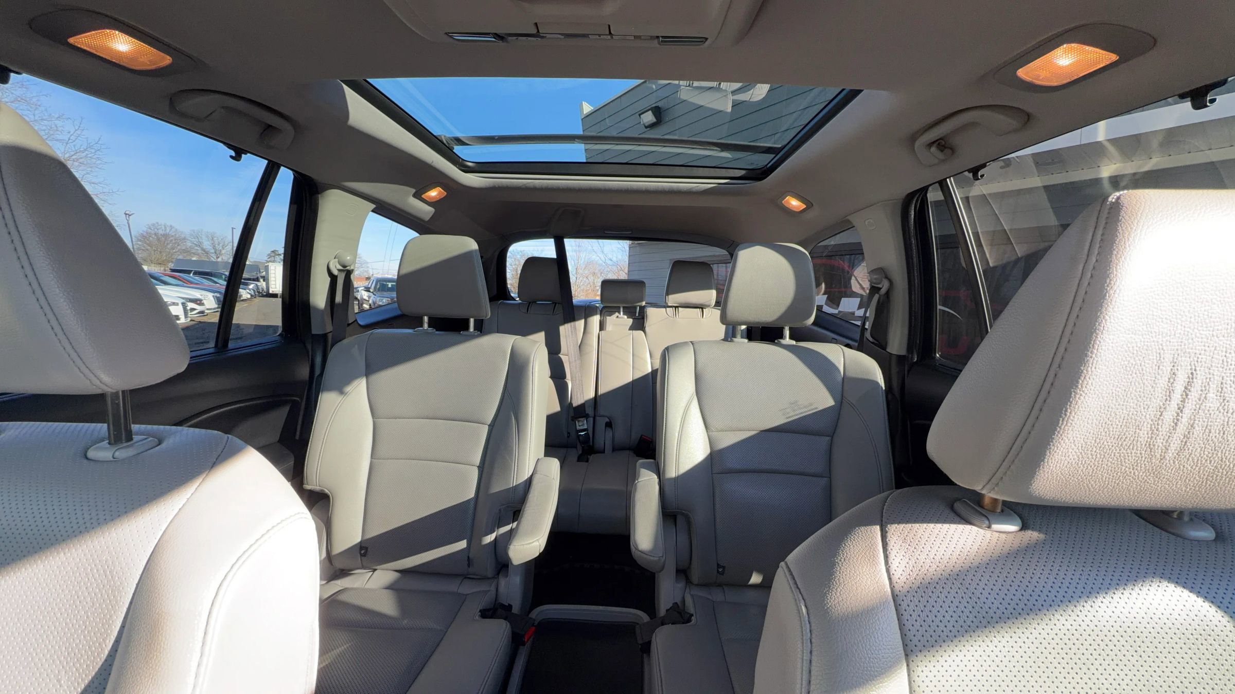 Used 2016 Honda Pilot Elite image 13