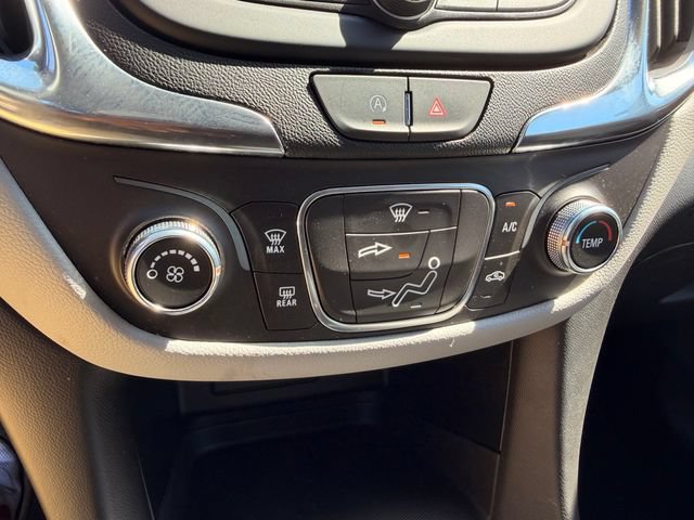 Used 2022 Chevrolet Equinox LT FWD image 19