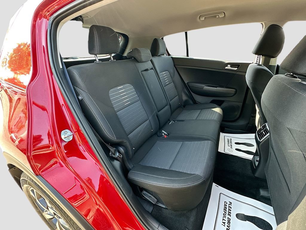 Certified 2021 Kia Sportage LX w/ LX Fwd Popular Package image 24