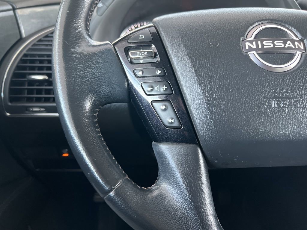 Used 2021 Nissan Armada SV image 31