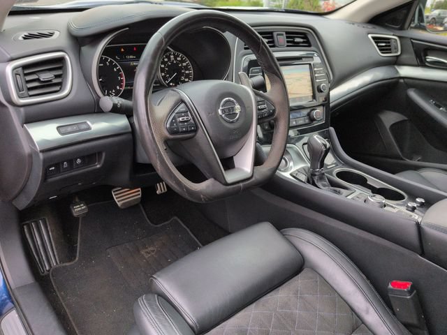 Used 2016 Nissan Maxima SR w/ Midnight Edition FWD image 12
