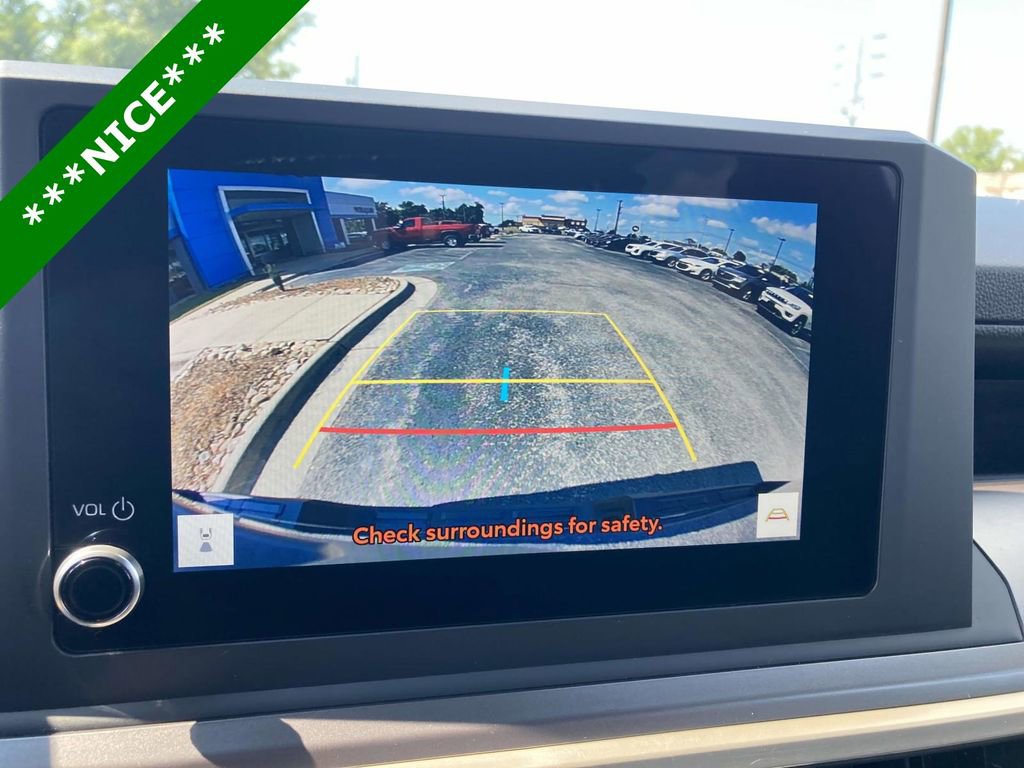 Used 2024 Toyota Tacoma SR5 image 18