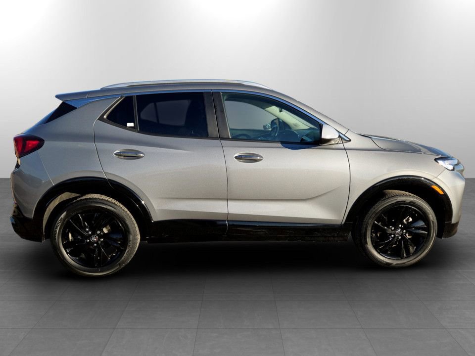 Used 2024 Buick Encore GX Sport Touring image 5