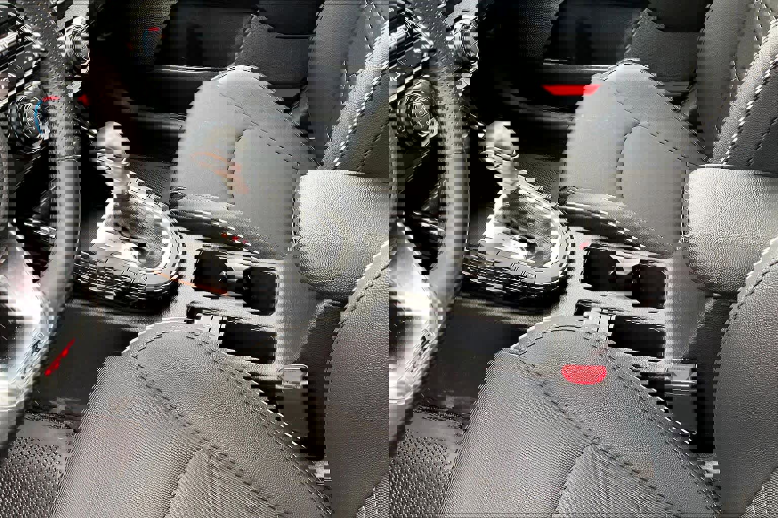 Used 2024 Kia Forte GT-Line image 15