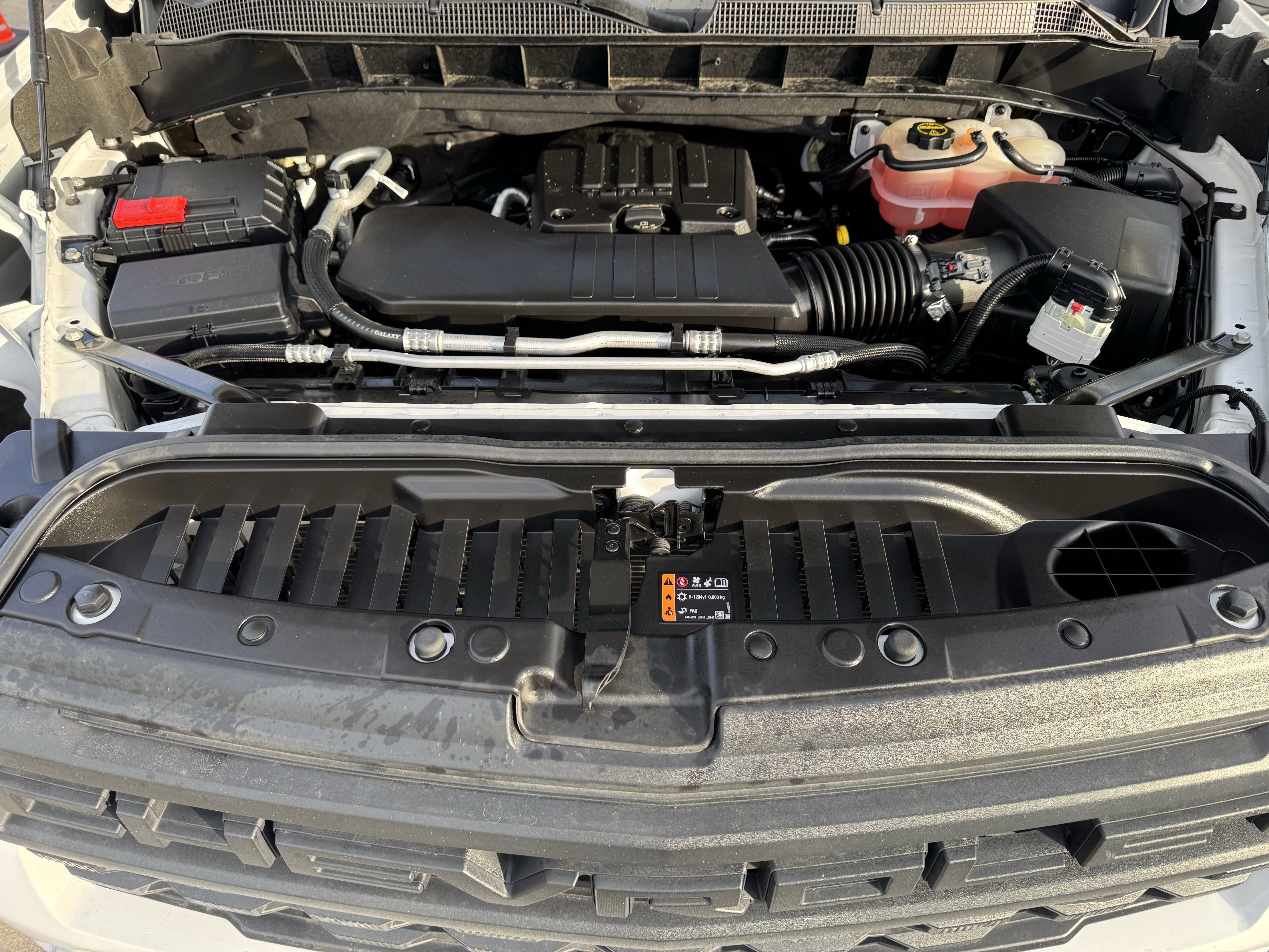 Used 2025 Chevrolet Silverado 1500 Custom w/ Turbomax Blackout Package image 31