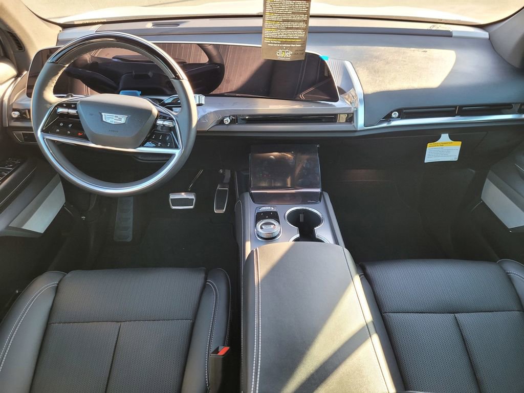 New 2026 Cadillac Vistiq Sport image 11