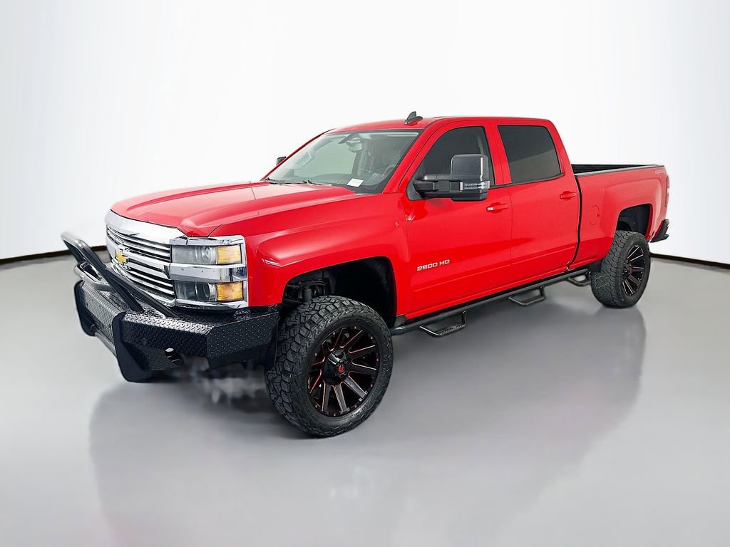 Used 2015 Chevrolet Silverado 2500 LT w/ LT Convenience Package AWD/4WD image 3