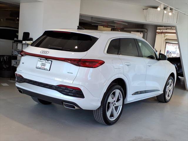 Certified 2025 Audi Q5 Premium Plus w/ Premium Plus AWD/4WD image 4