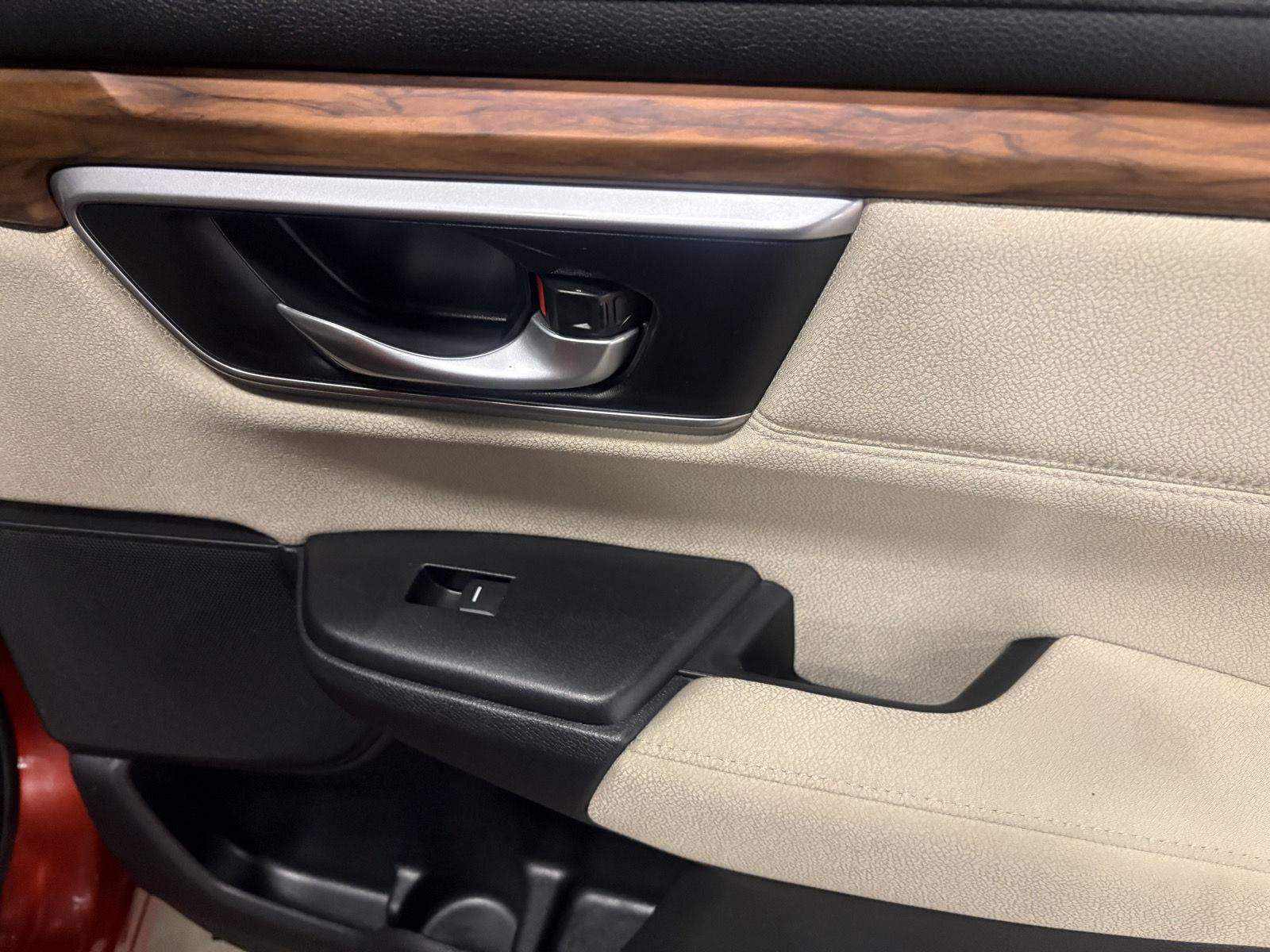Used 2018 Honda CR-V EX image 44