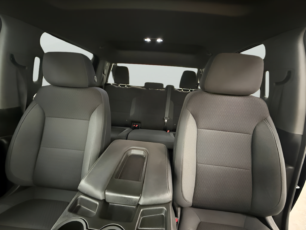 Used 2022 Chevrolet Silverado 2500 Custom w/ Custom Convenience Package AWD/4WD image 14