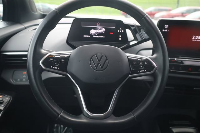 Used 2021 Volkswagen ID.4 Pro image 12