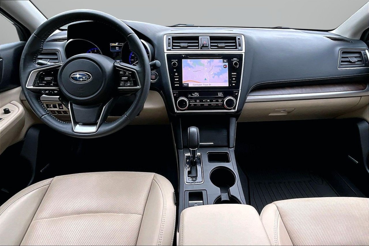 Used 2018 Subaru Outback 3.6R Limited AWD/4WD image 14