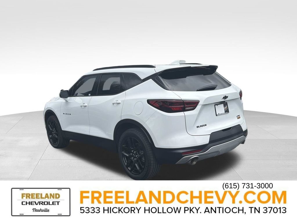 Used 2023 Chevrolet Blazer LT FWD image 5