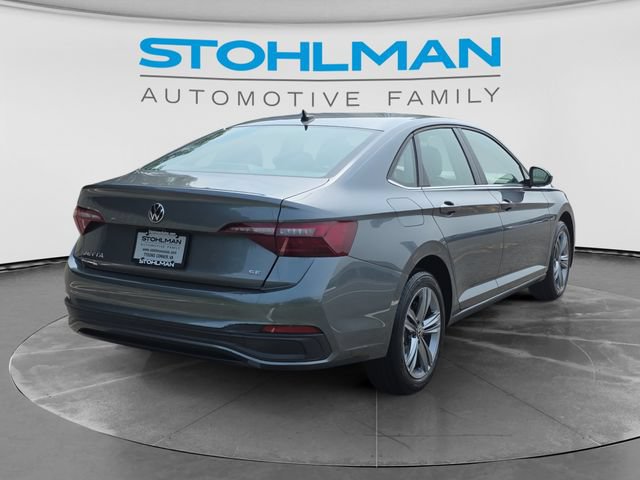Used 2024 Volkswagen Jetta SE FWD image 5