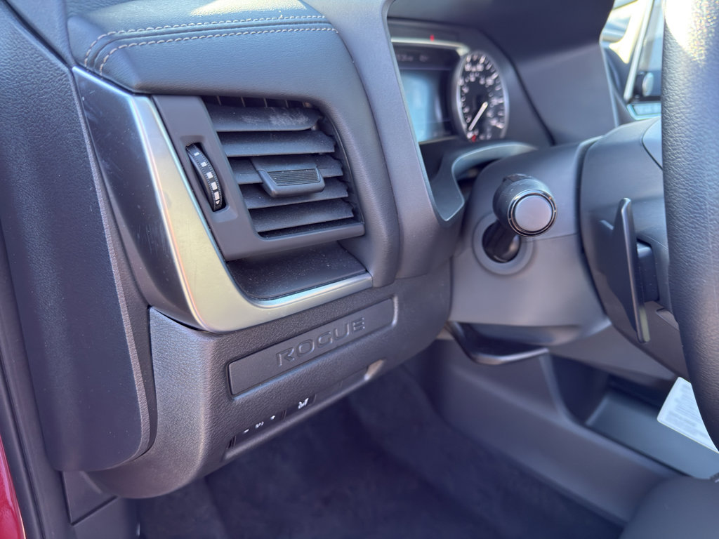 Certified 2025 Nissan Rogue S image 14