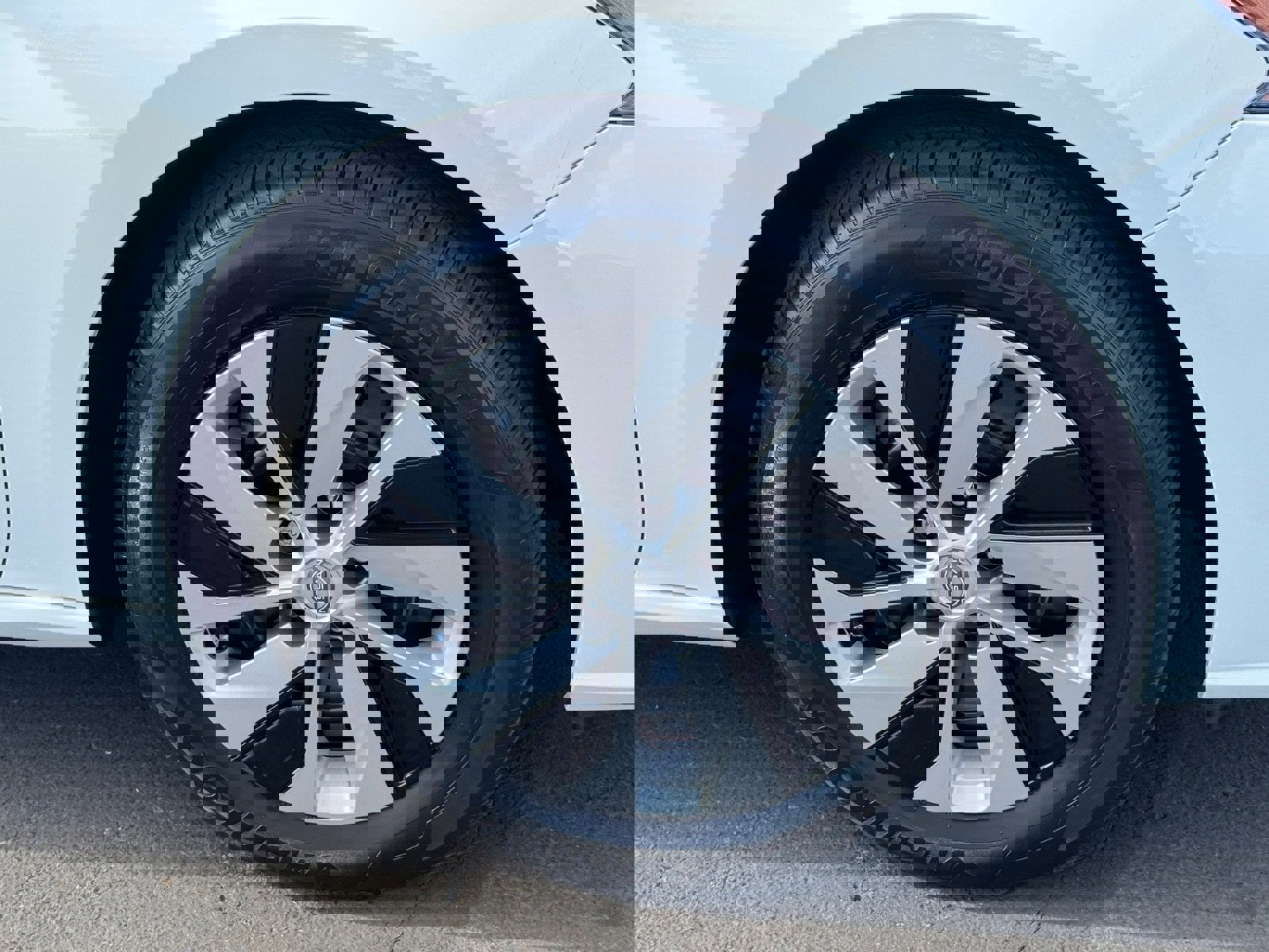 Used 2025 Nissan Altima 2.5 S image 11