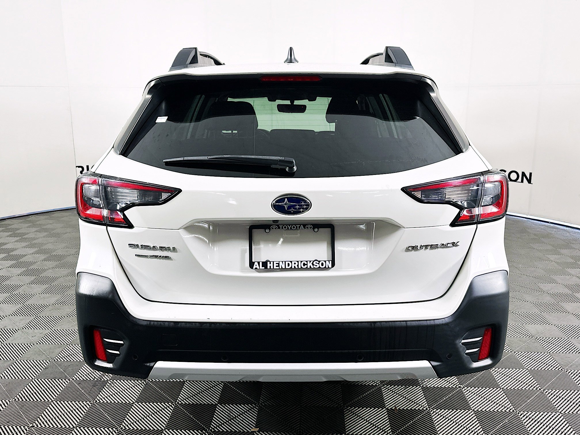 Used 2022 Subaru Outback Limited image 4