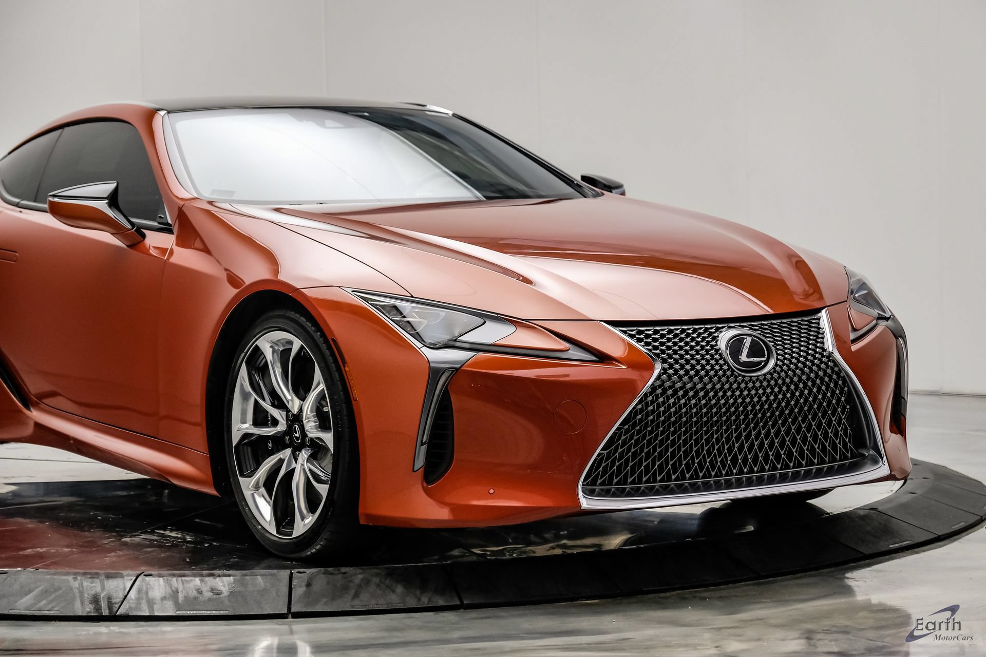 Used 2021 Lexus LC 500 Coupe w/ Performance Package RWD image 26