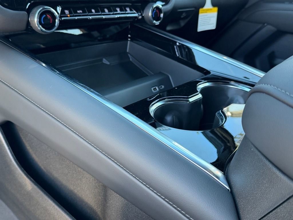 New 2026 Chevrolet Tahoe LS image 14