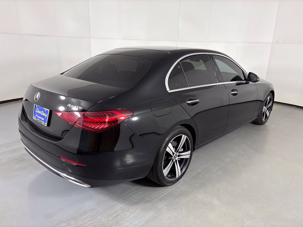 Used 2025 Mercedes-Benz C 300 4MATIC Sedan image 8