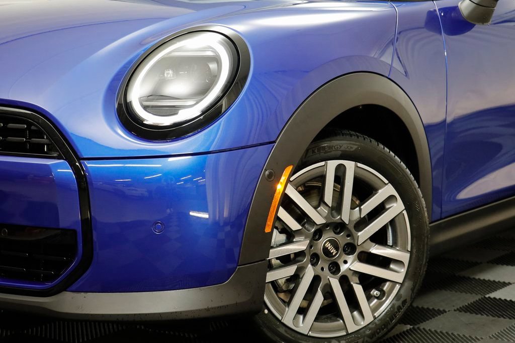 New 2026 MINI Cooper 2-Door Hardtop FWD image 4