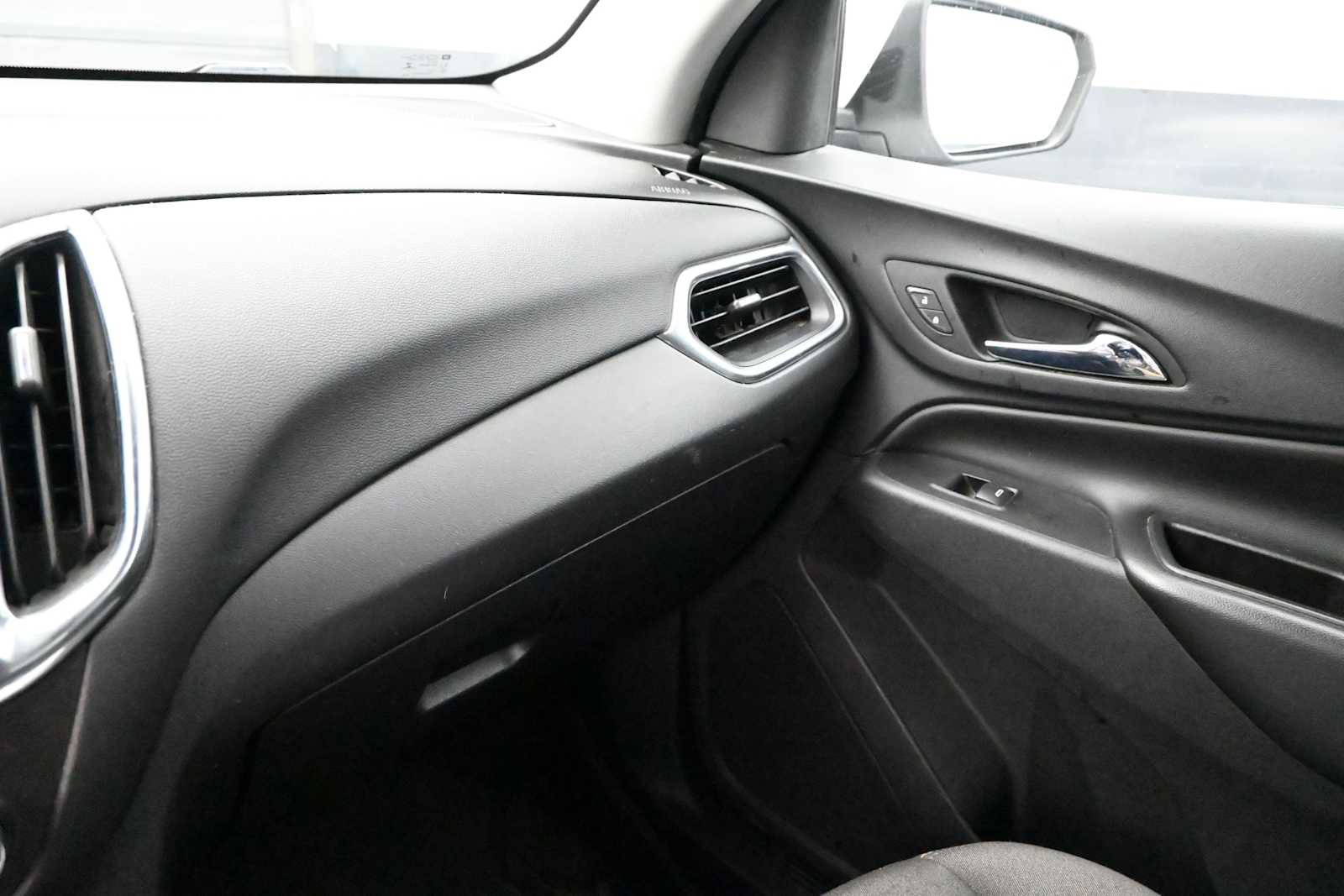 Used 2019 Chevrolet Equinox LT FWD image 27