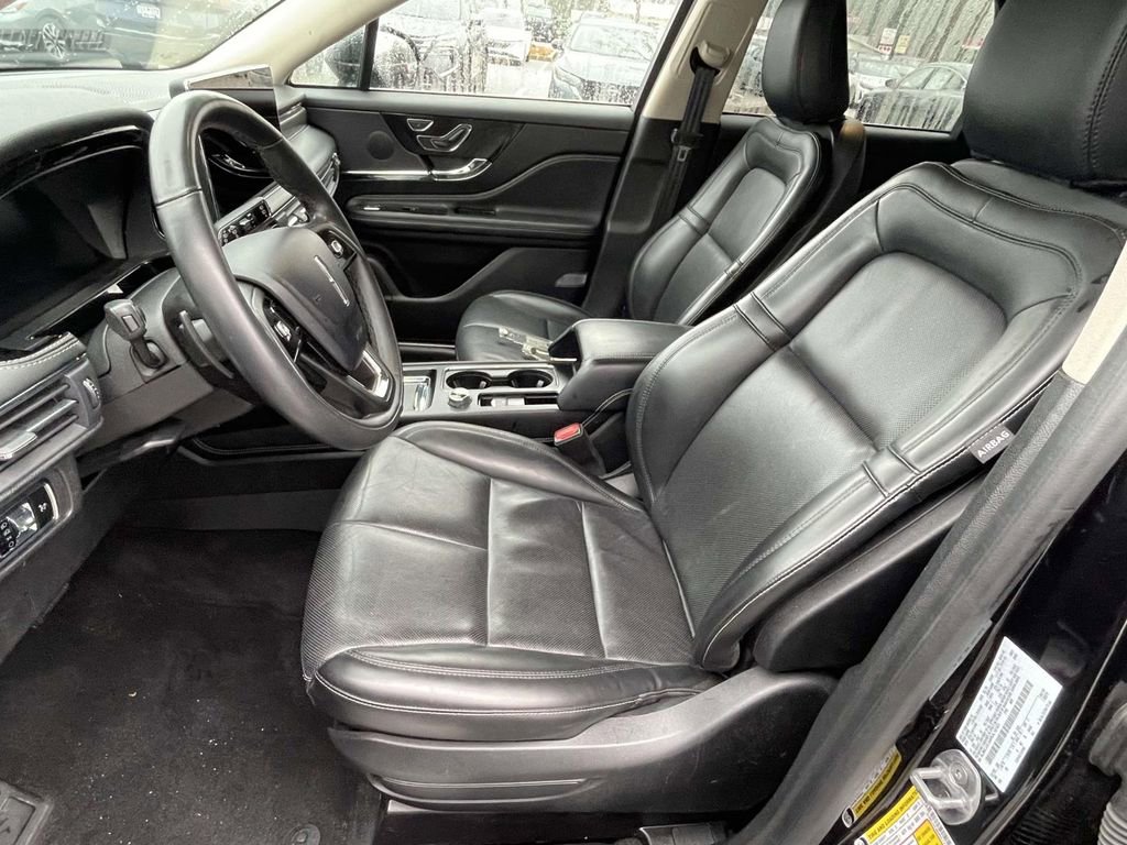 Used 2024 Lincoln Corsair Reserve image 12
