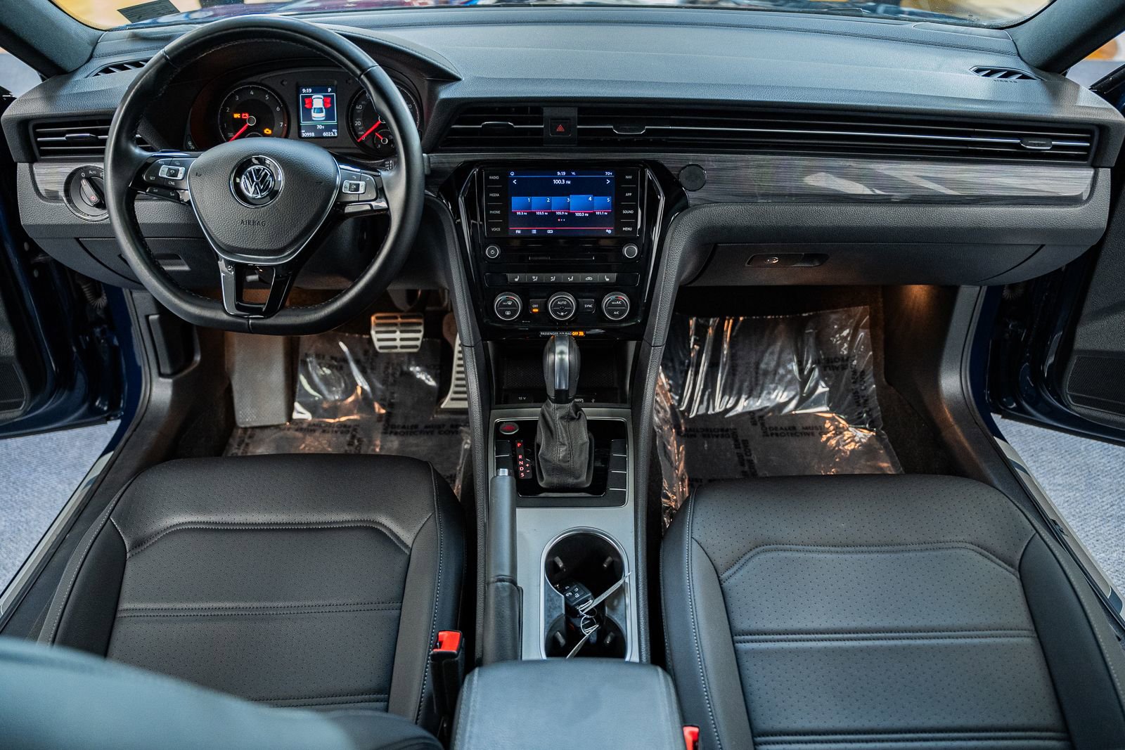 Used 2021 Volkswagen Passat 2.0T R-Line image 22