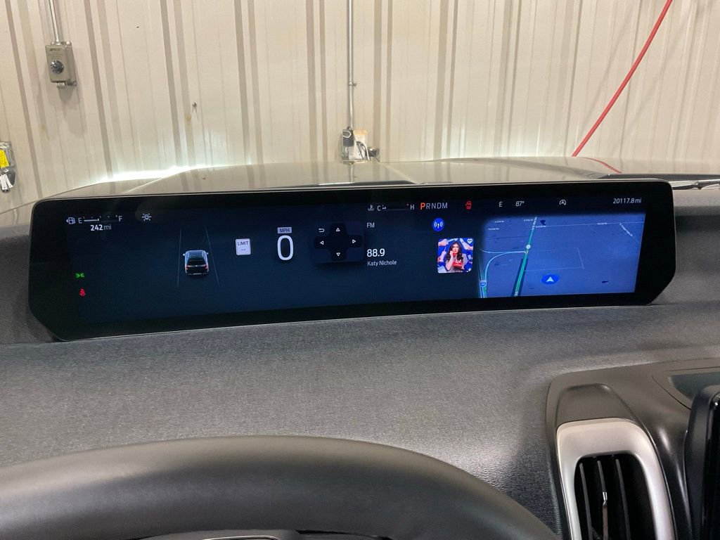 Used 2025 Ford Expedition Max Active AWD/4WD image 23