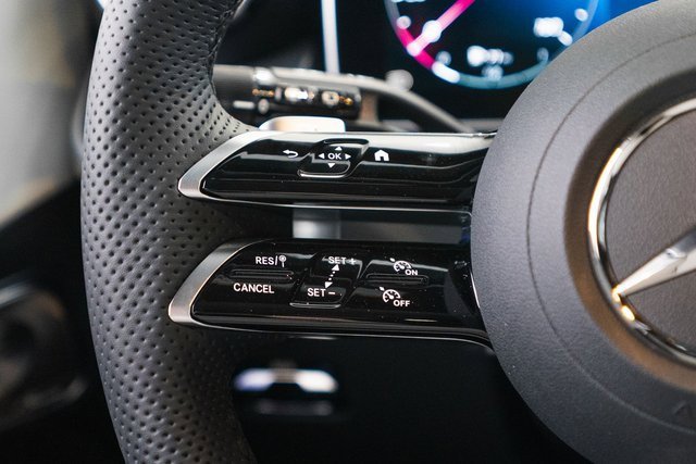 New 2026 Mercedes-Benz GLC 300 4MATIC image 16