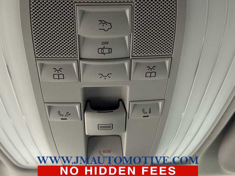 Used 2014 Mercedes-Benz E 350 4MATIC Sedan image 35