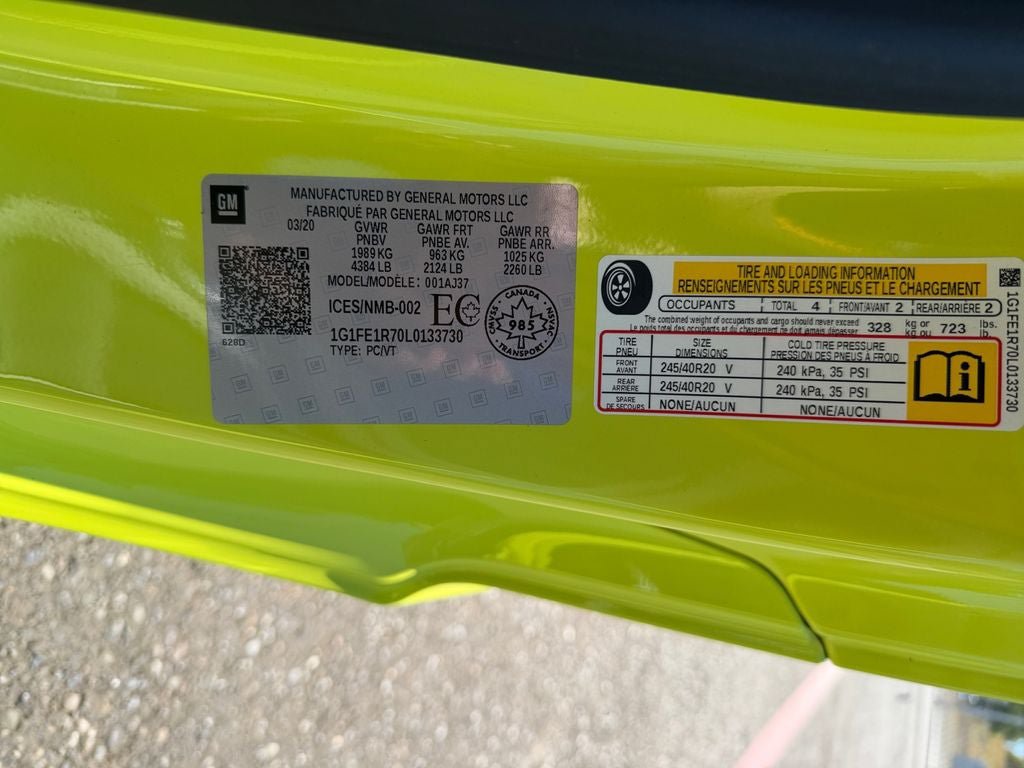 Used 2020 Chevrolet Camaro LT w/ Technology Package RWD image 36