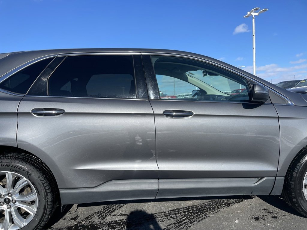 Used 2023 Ford Edge Titanium image 27