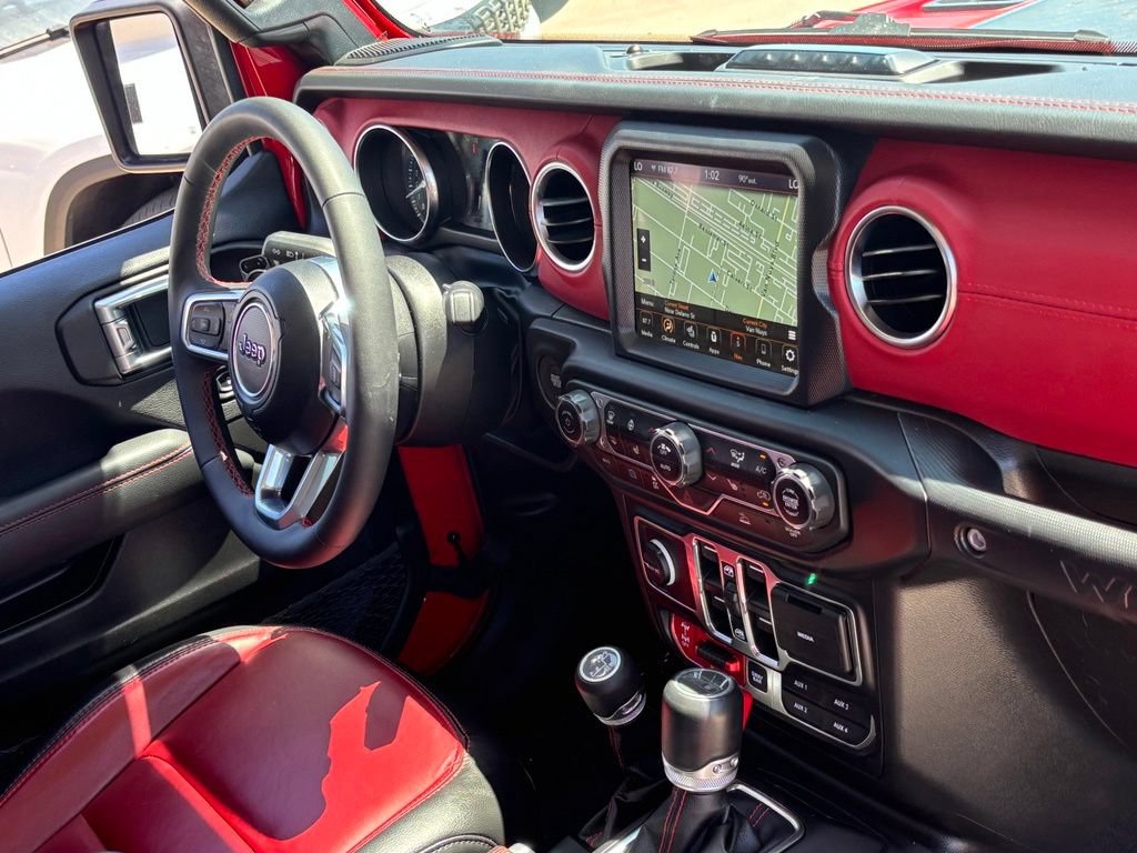 Used 2023 Jeep Wrangler Unlimited Rubicon 4xe AWD/4WD image 24