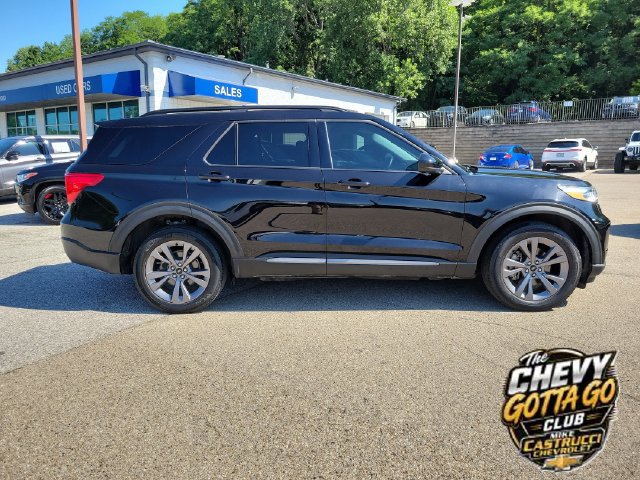 Used 2022 Ford Explorer XLT w/ Equipment Group 202A AWD/4WD image 6