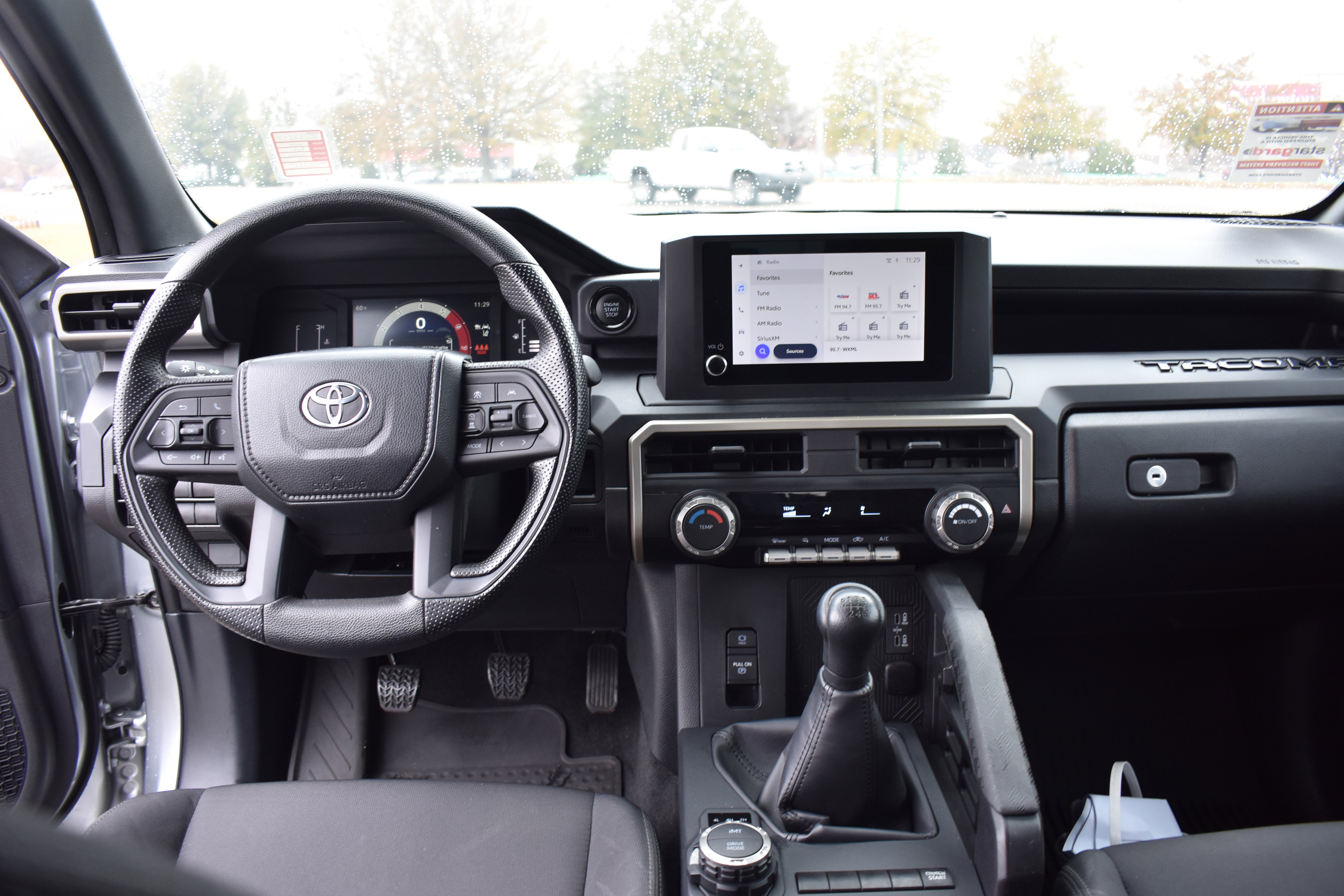 Used 2024 Toyota Tacoma SR image 30