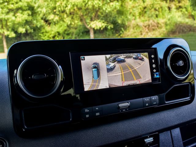 Used 2020 Mercedes-Benz Sprinter 2500 image 26