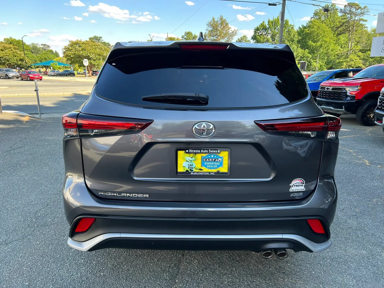Used 2024 Toyota Highlander XSE FWD image 5
