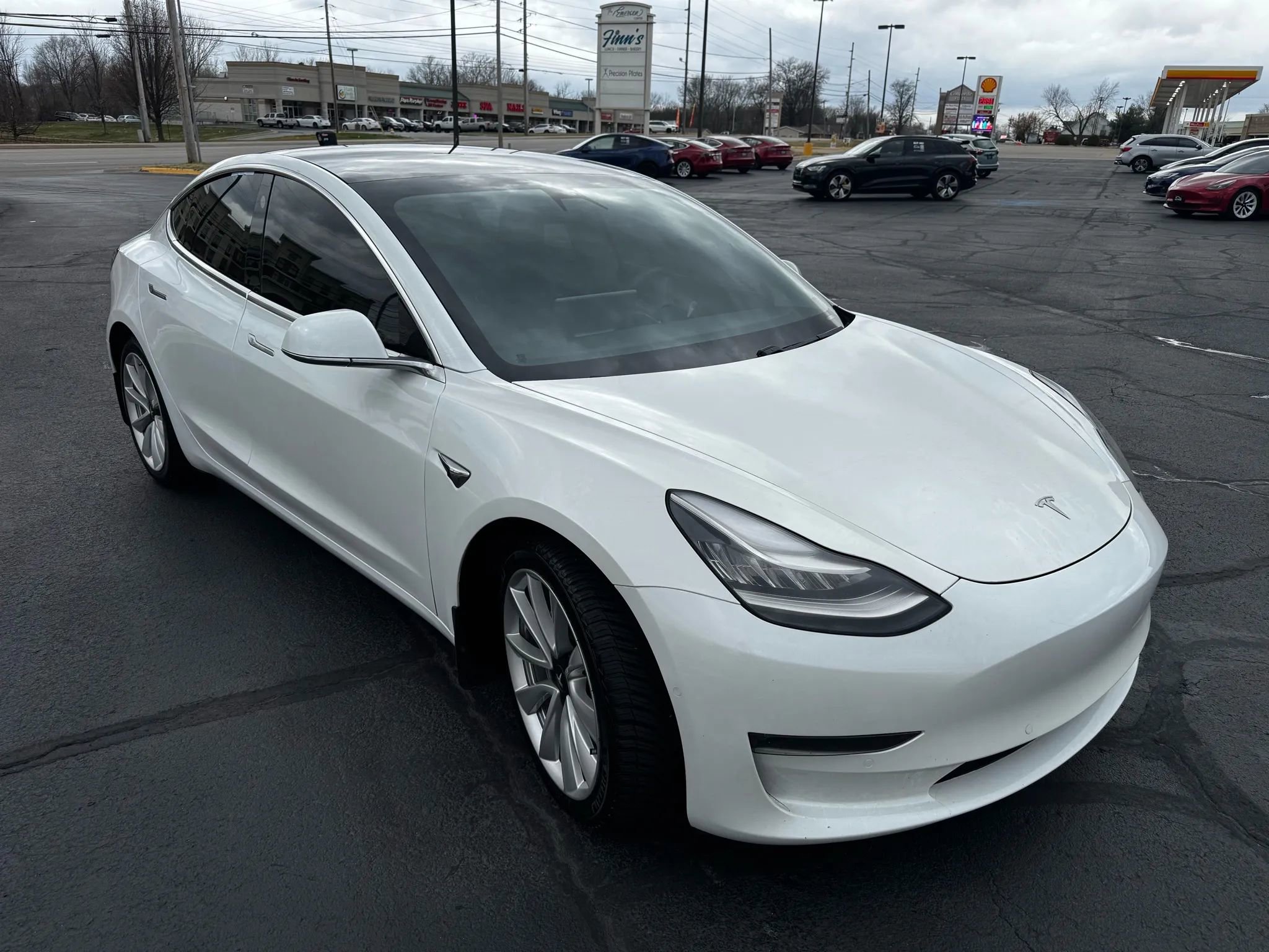 Used 2020 Tesla Model 3 Long Range image 4