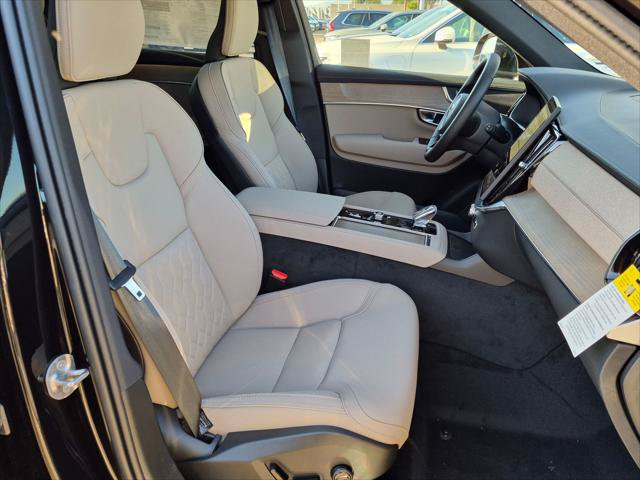 New 2026 Volvo XC90 T8 Plus w/ Protection Package AWD/4WD image 14