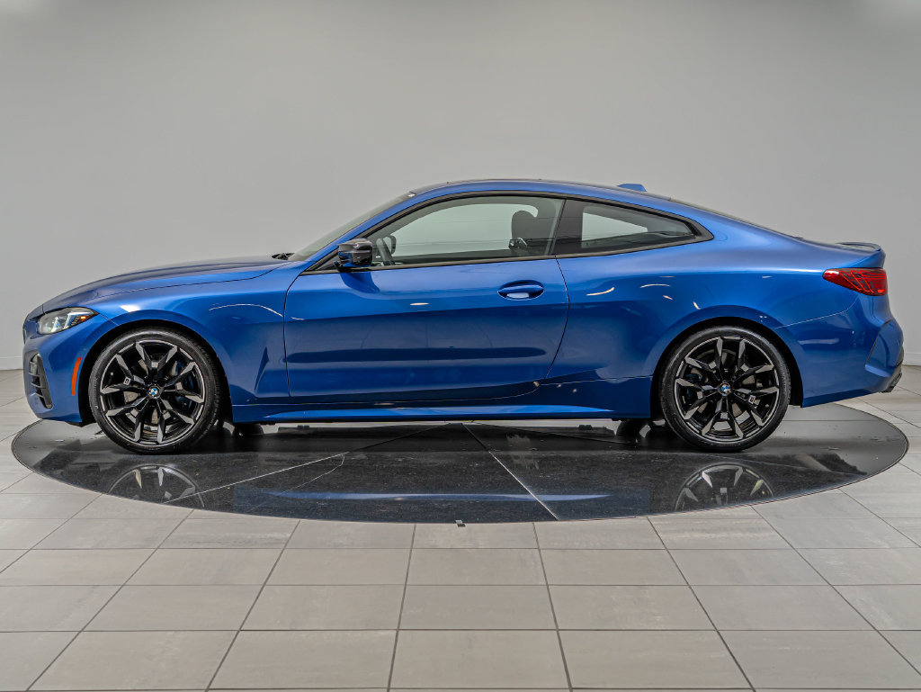 Used 2026 BMW M440i Coupe RWD image 5