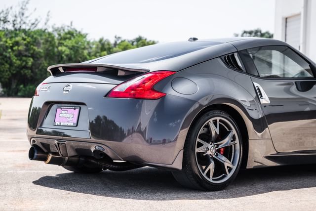 Used 2010 Nissan 370Z Touring w/ Sport Pkg RWD image 55